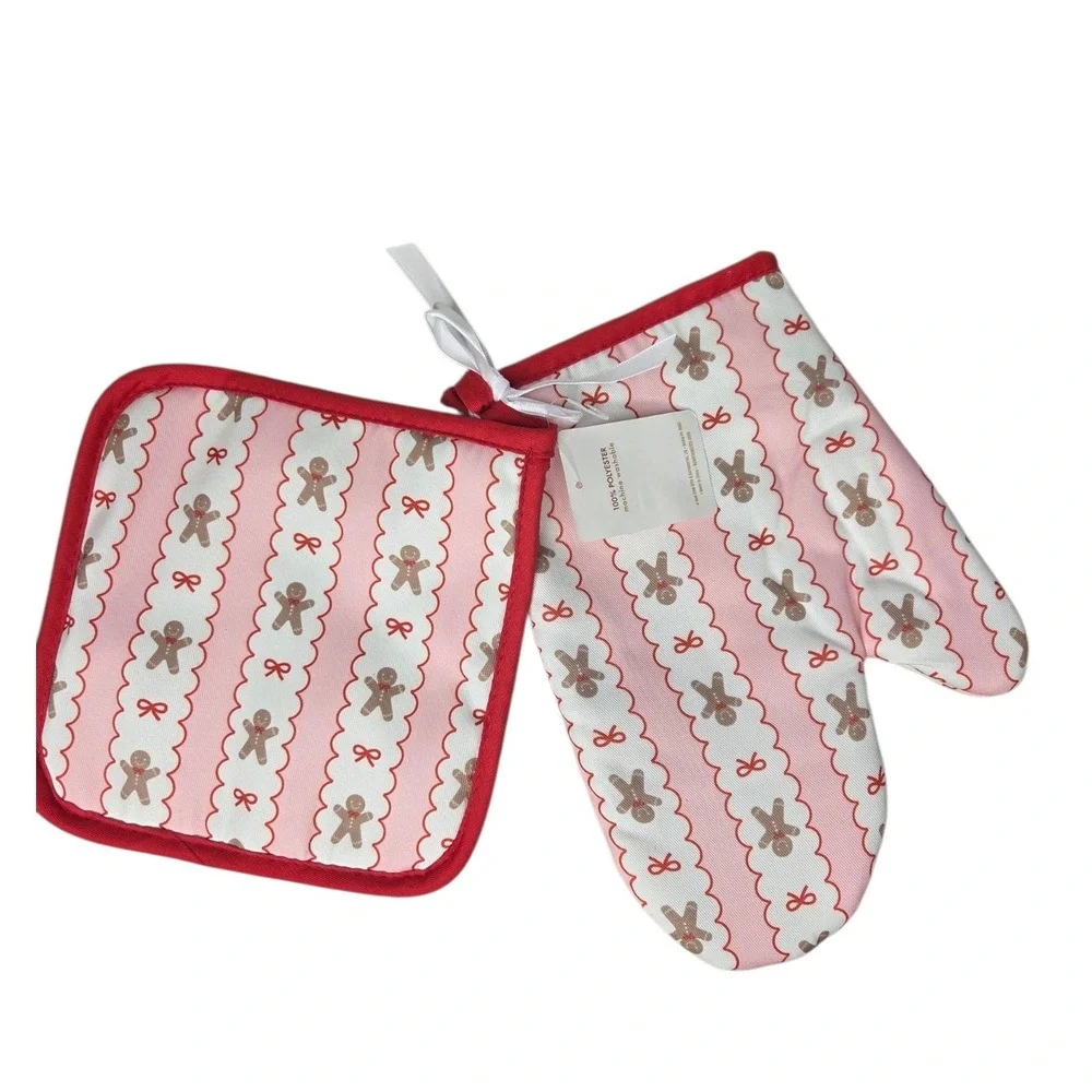 Pink Gingerbread Man Oven Mitt and Pot Holder Set Christmas Kitchen